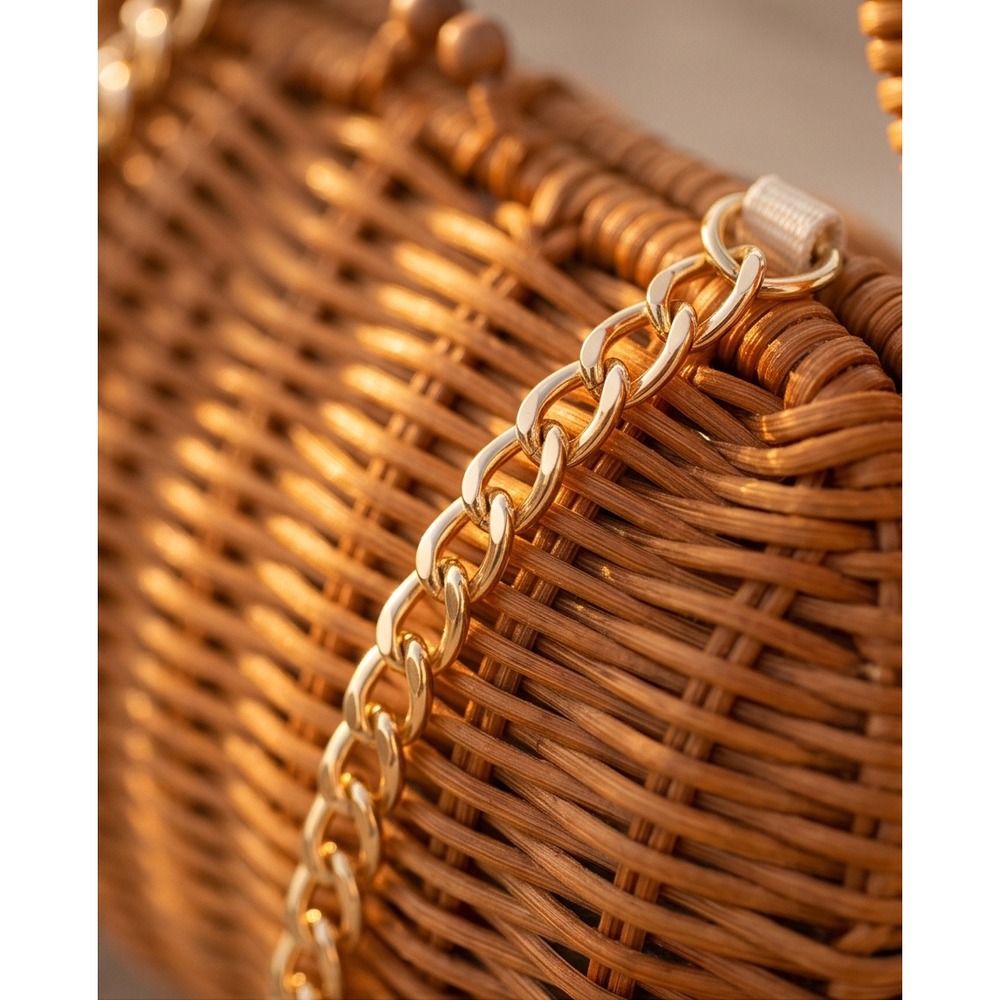 Novelty Crab Wicker Clutch Bag Gold Chain Strap Coastal Summer Beach Crossbody - Picture 3 of 9